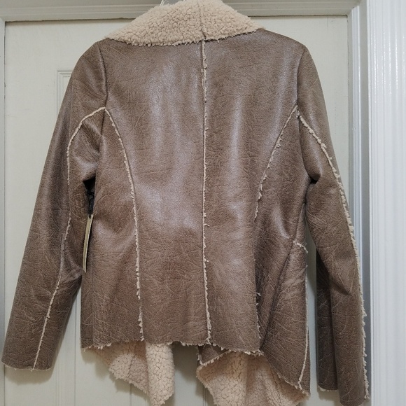 NWT F21 Fleece Lined Jacket - Picture 2 of 3